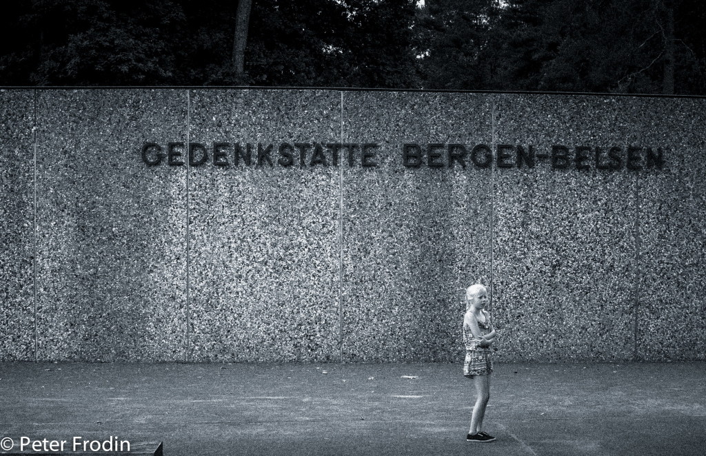 ingågen till koncentrationslägret  från WW II, Bergen-Belsen